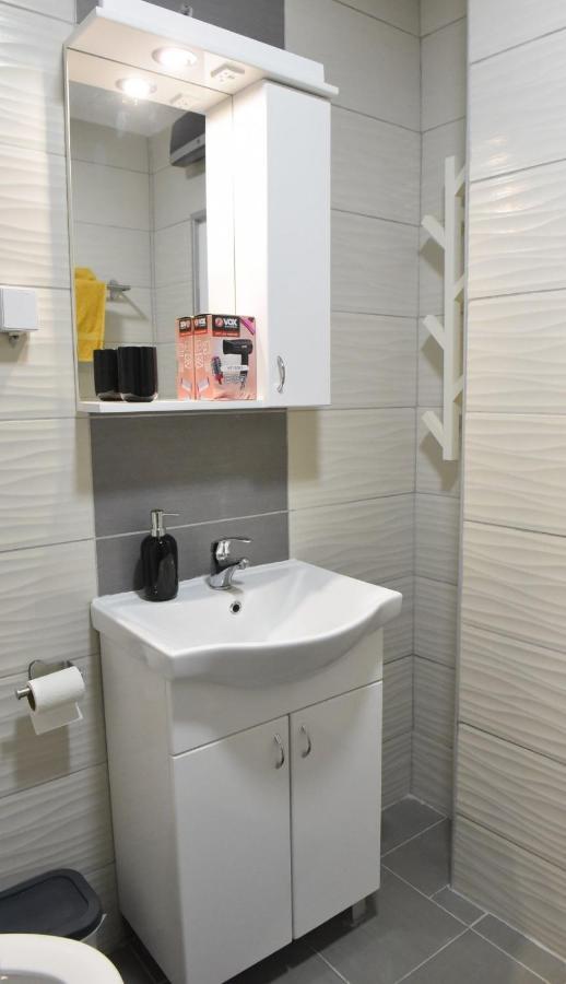 Central Apartment Ćuprija 외부 사진