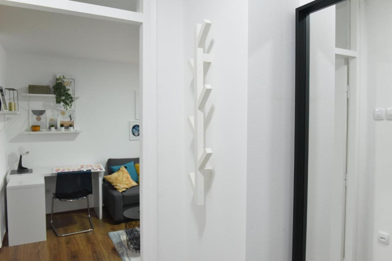 Central Apartment Ćuprija 외부 사진